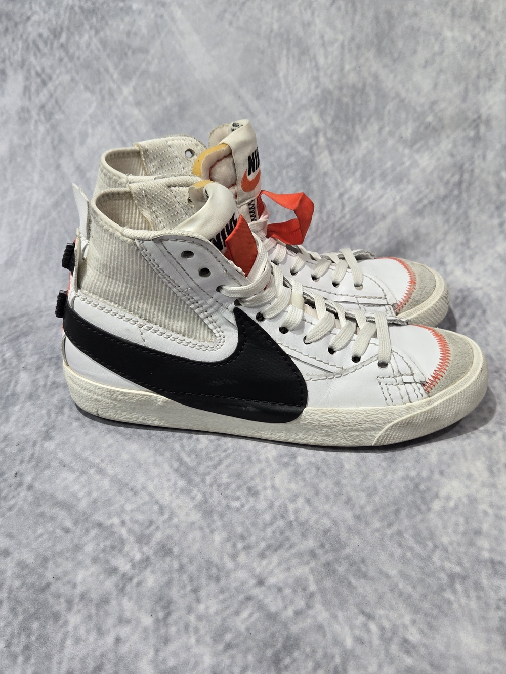 Nike Blazer Mid '77 Jumbo sneakers in the White/Black colorway,